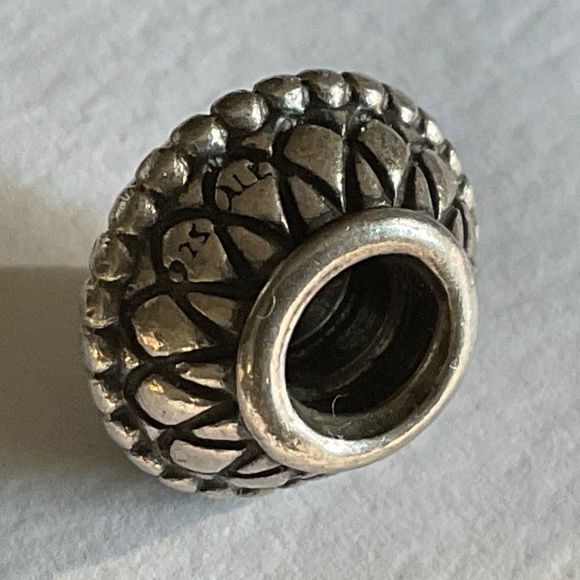 Pandora Inner Strength charm - Picture 4 of 5